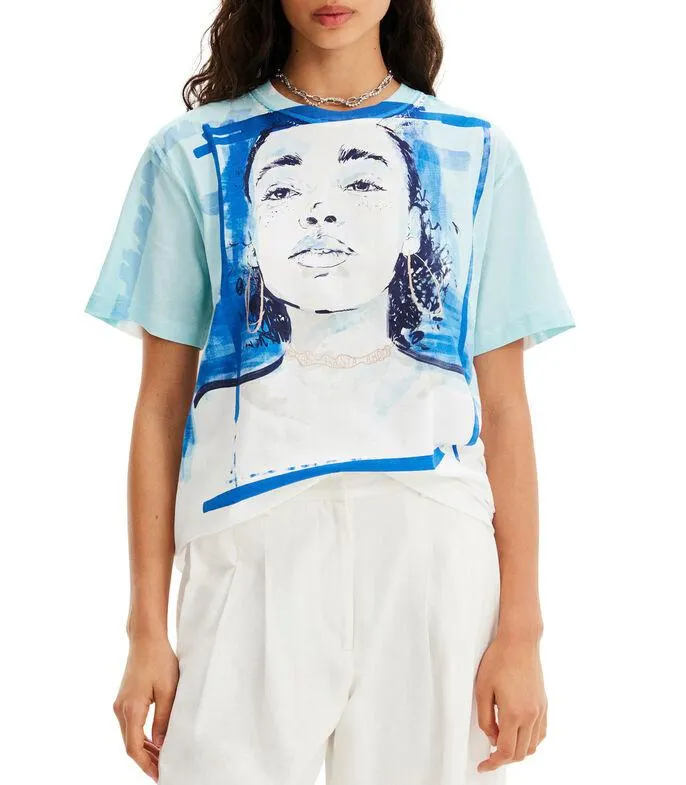 Playera con cuello redondo de manga corta e ilustración de chica Mujer