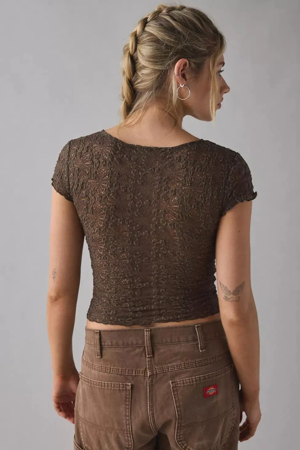Kimchi Blue Maisie Sheer Lace Twist-Front Crop Top