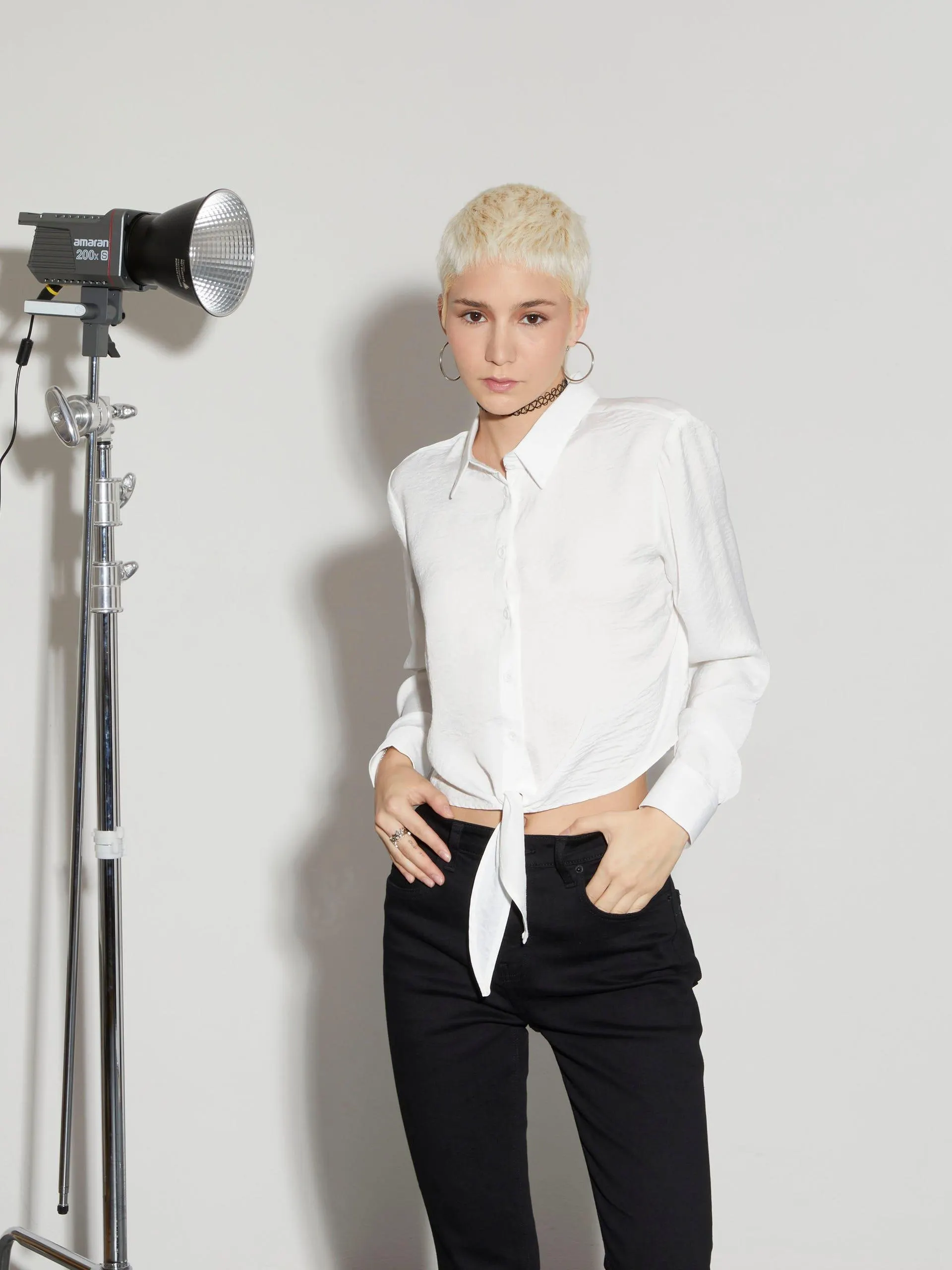 Camisa Manga Larga Nudo Frontal Blanca