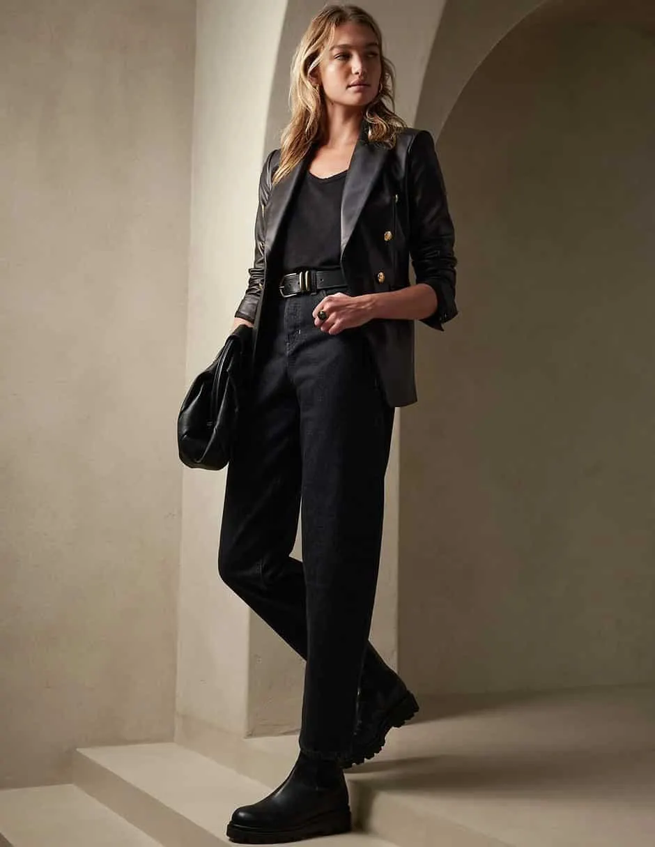 Jeans slim lavado obscuro corte cintura para mujer