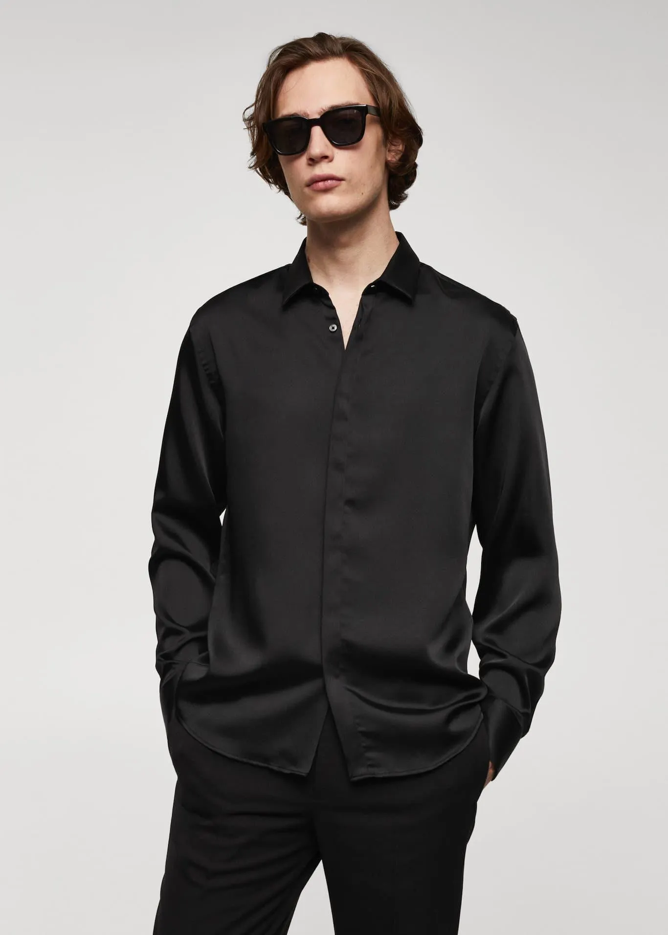 Szaténozott áramló ing