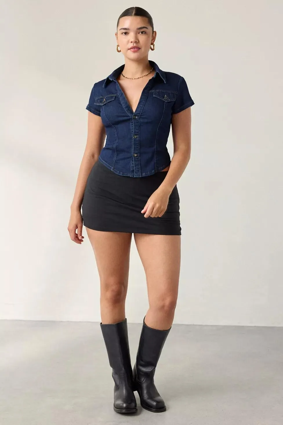 BDG Polly Denim Slim Short Sleeve Button-Up Shirt