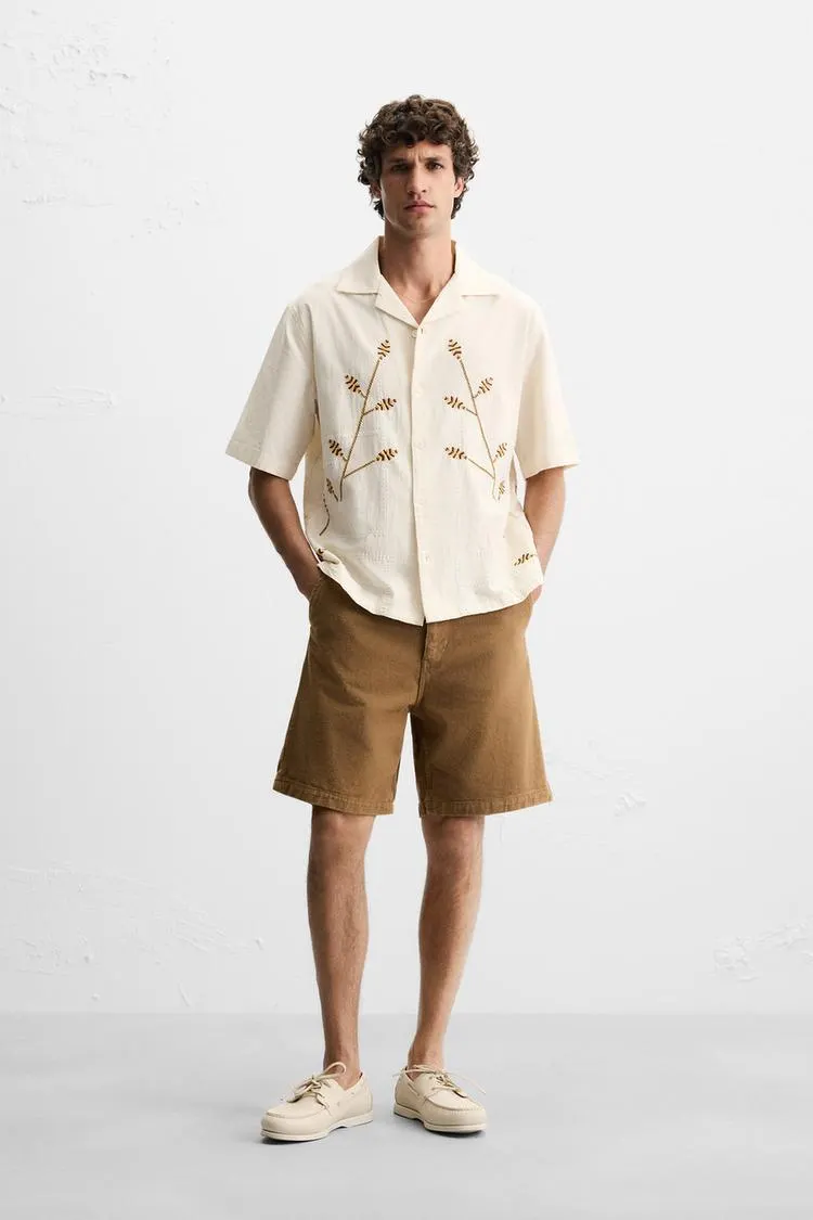 CAMISA BORDADOS CONTRASTE