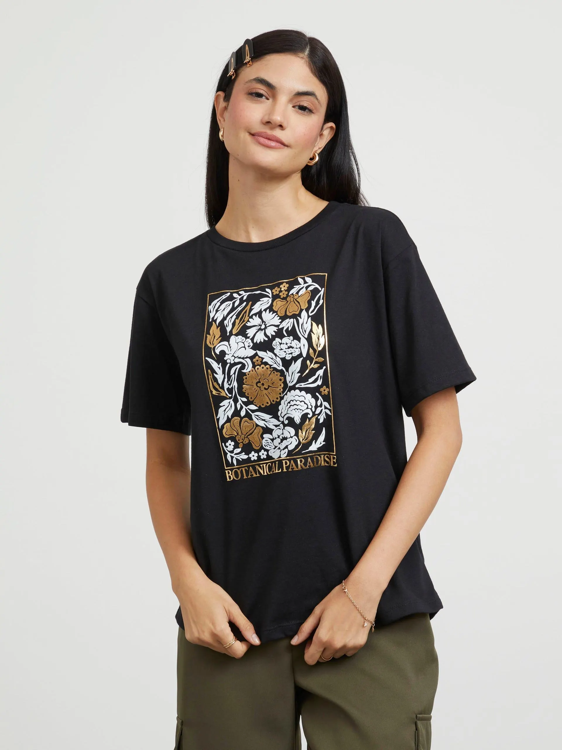 Playera Manga Corta Estampado Flores