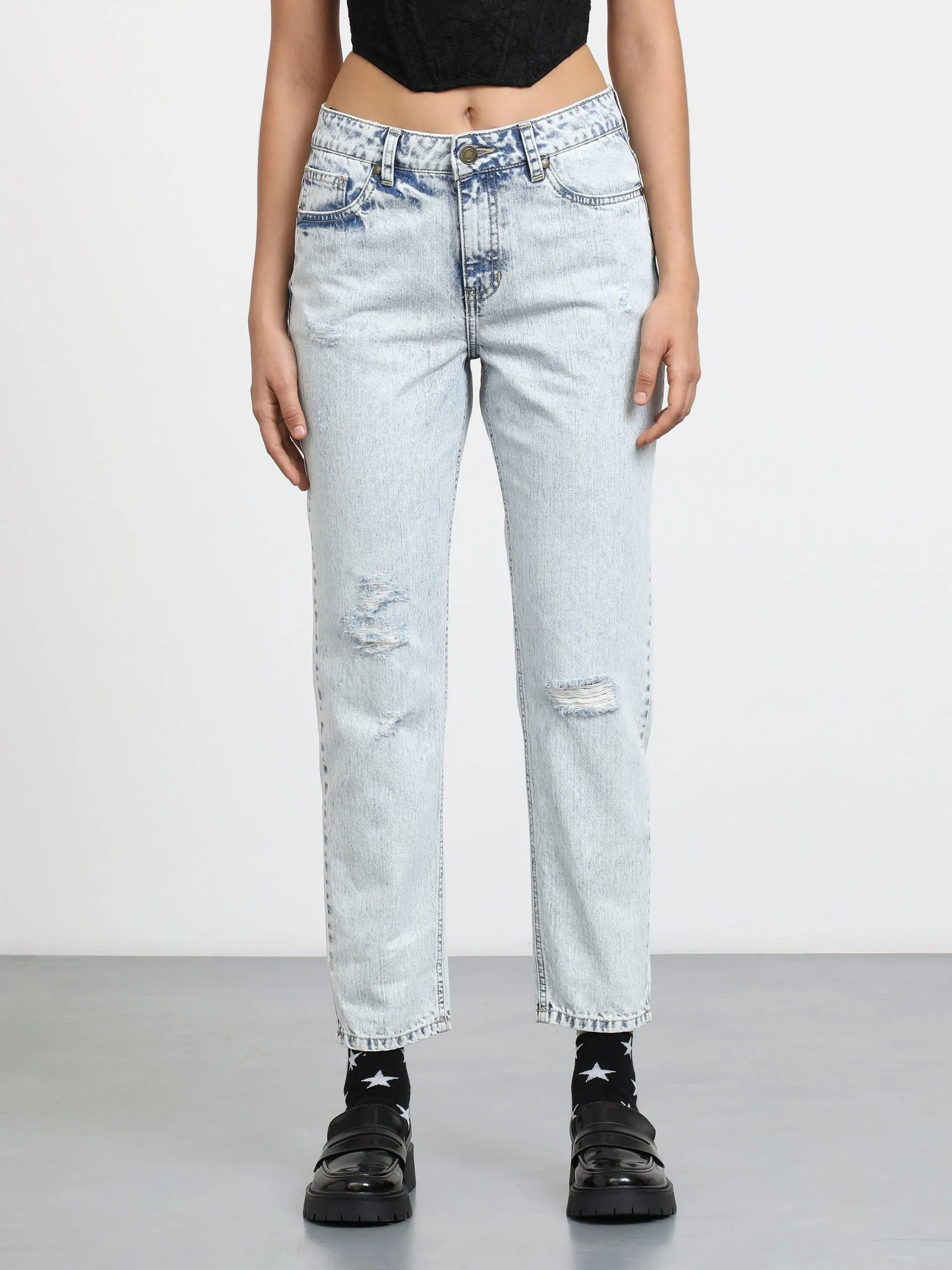 Jeans Mom Roto Azul Claro