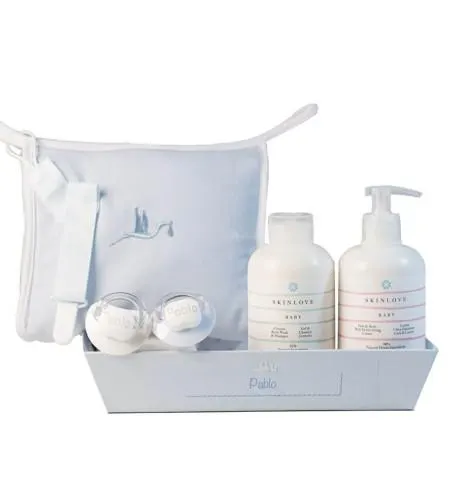 Pack de chupones personalizados con cosmética natural para recién nacido