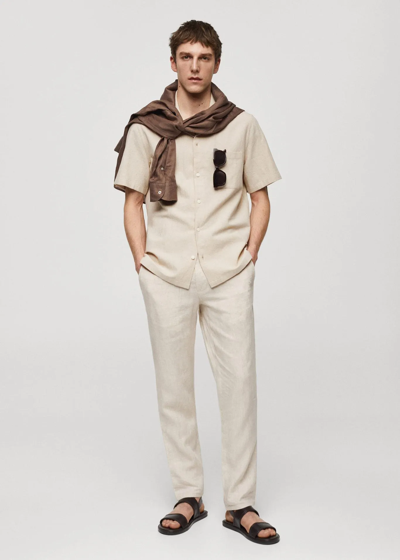 Pantalón 100% lino slim fit