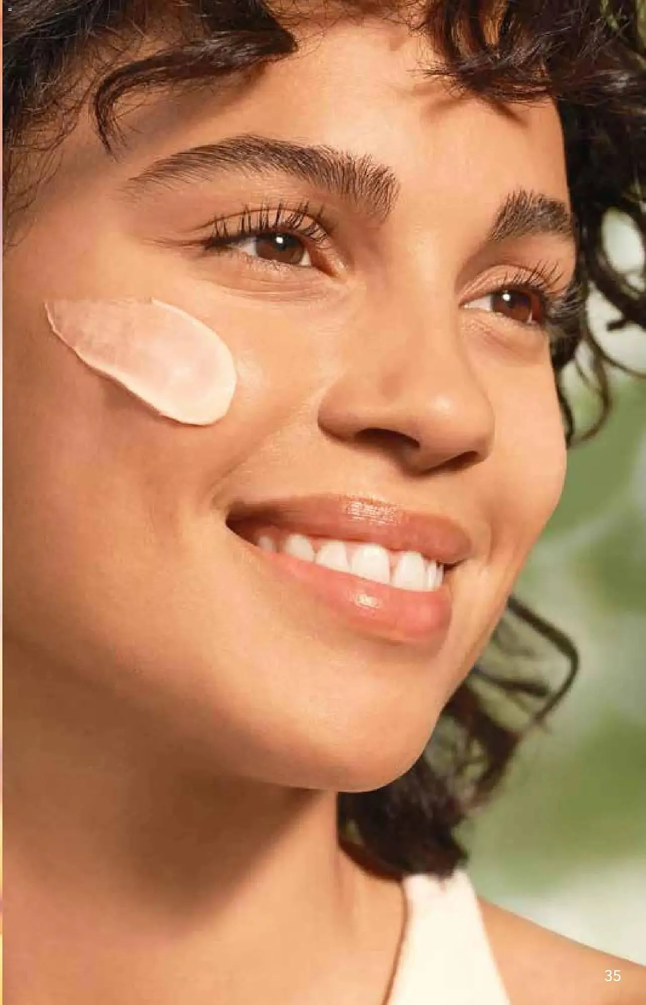 Catálogo de Catálogo Yves Rocher 12 de mayo al 1 de junio 2026 - Pagina 35