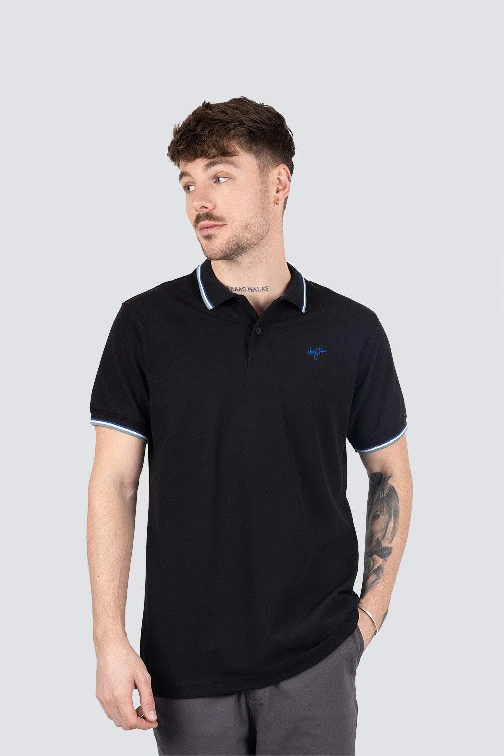 Polo piqué filos con firma