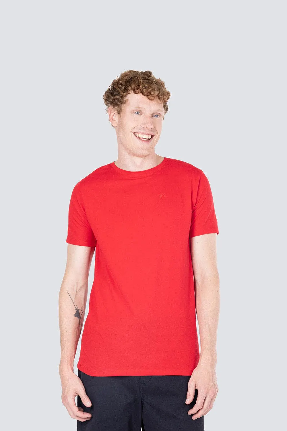 Playera básica cuello redondo