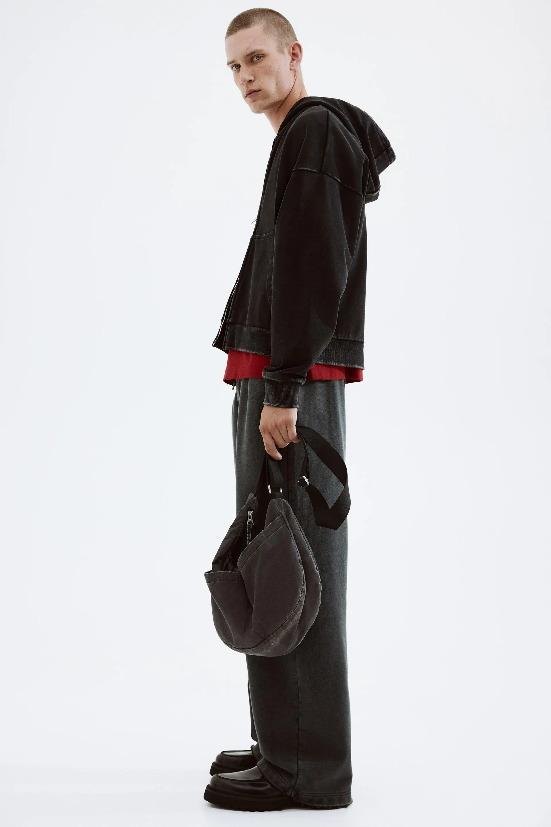Sudadera Oversized Fit con gorro y zíper