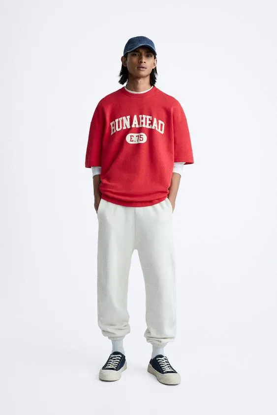 SUDADERA TEXTO ESTAMPADO