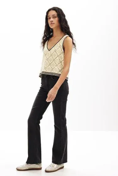 Camiseta tirantes crochet