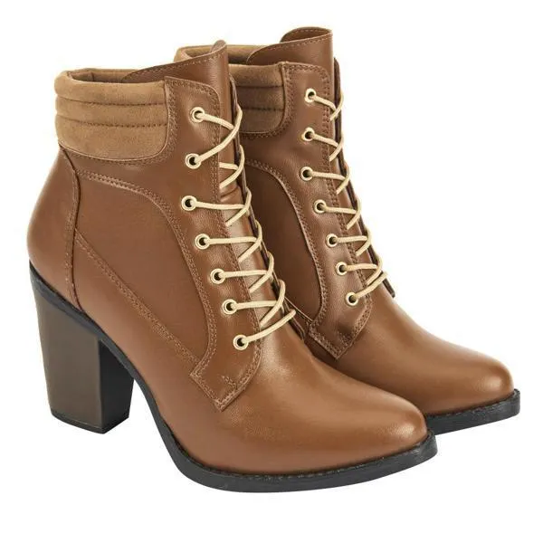 023219 Botǟ¶ðn De Piel Con Agujetas