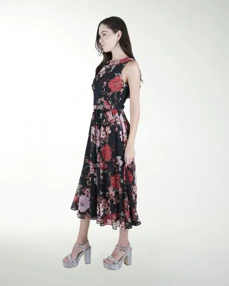 VESTIDO CASUAL CON PLISADO EN LA FALDA