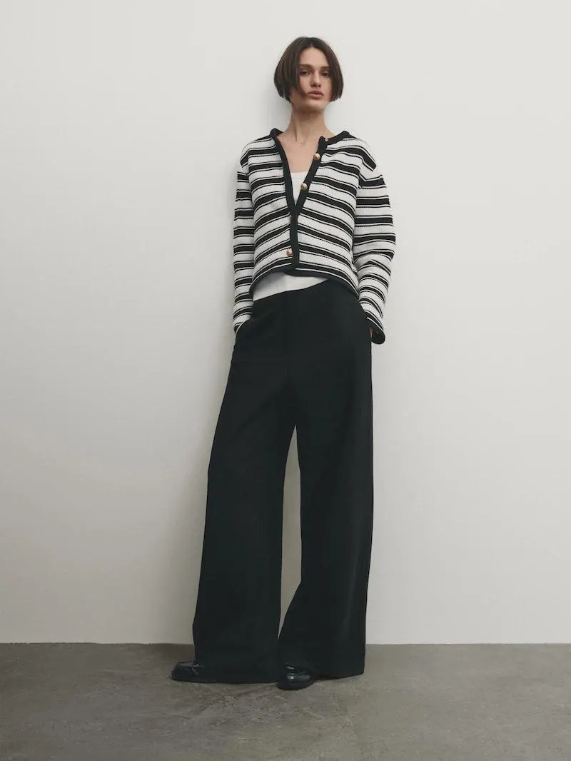 Cárdigan punto botones dorados