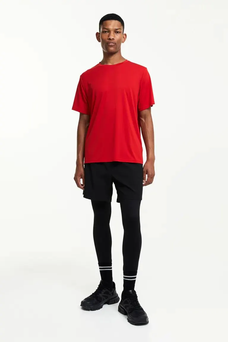 Playera deportiva en DryMove™