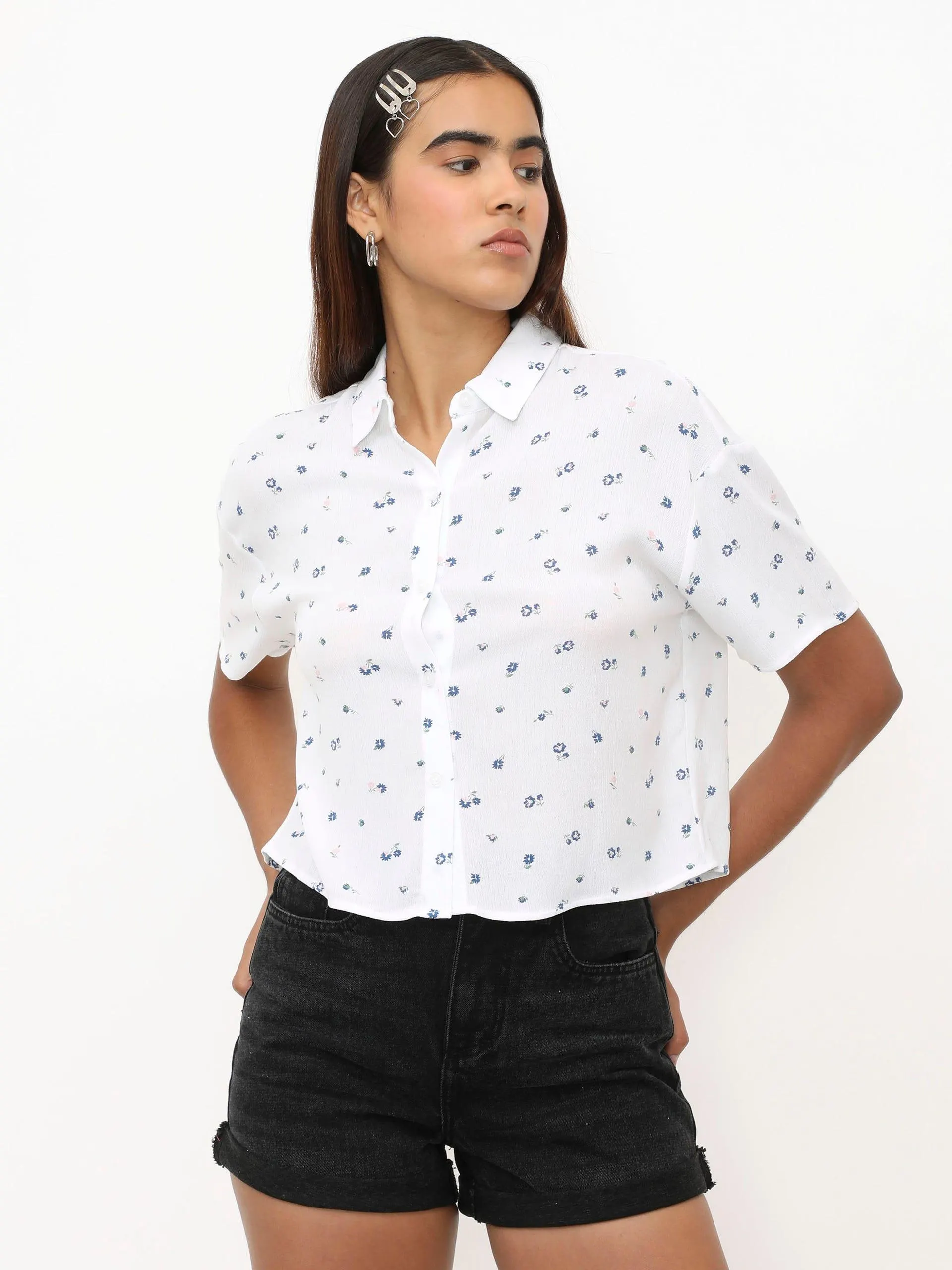 Blusa Manga Corta Estampado Flores Blanca
