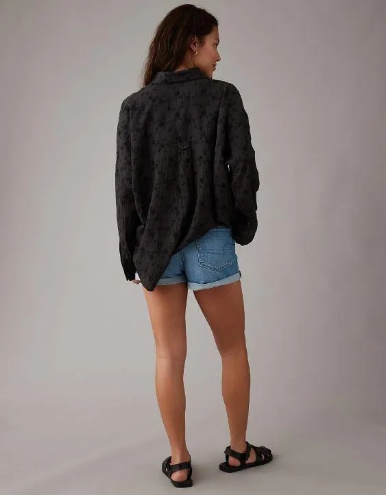 AE Go Big Camisa con Ojales Bordados