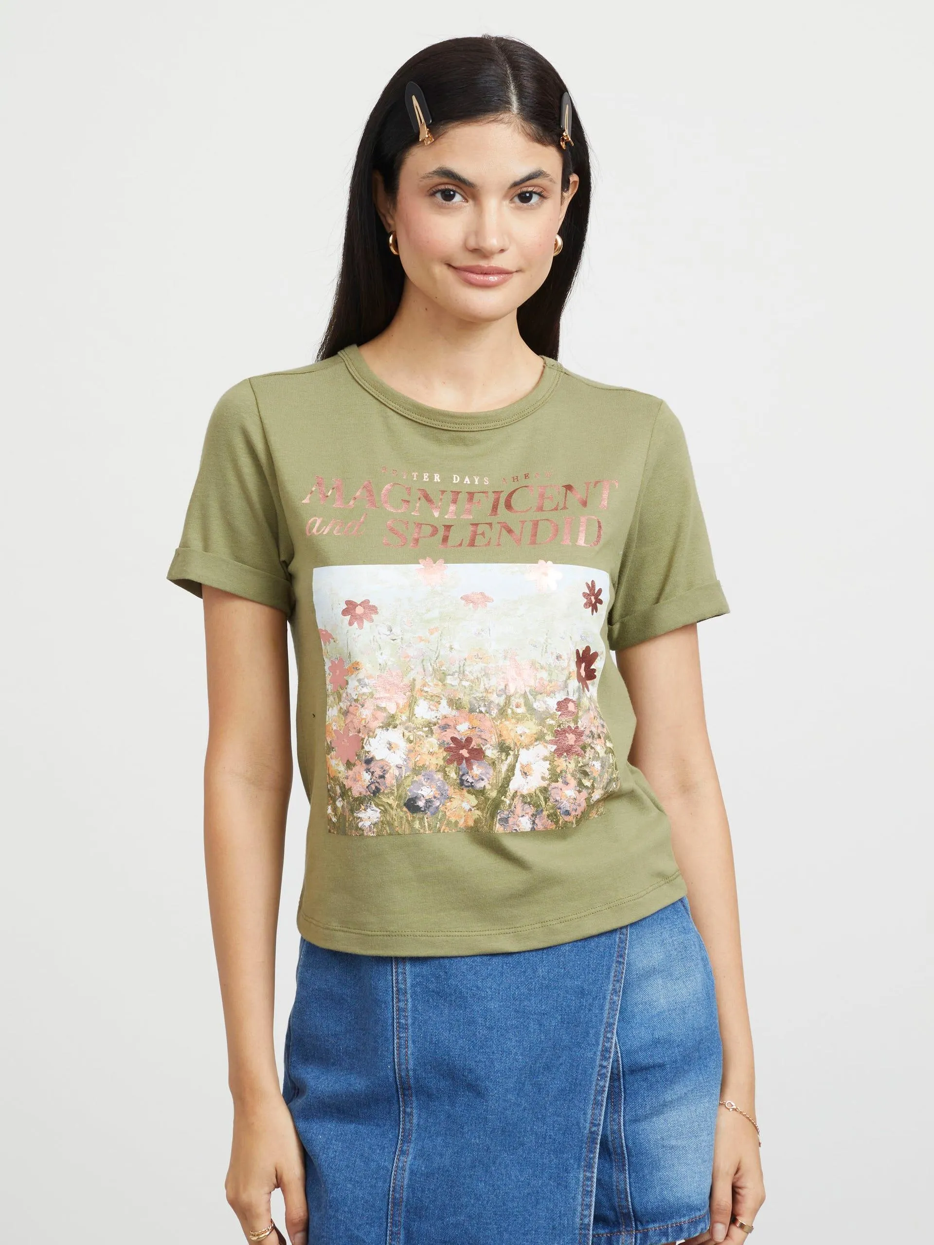 Playera Manga Corta Estampado Texto Magnificent