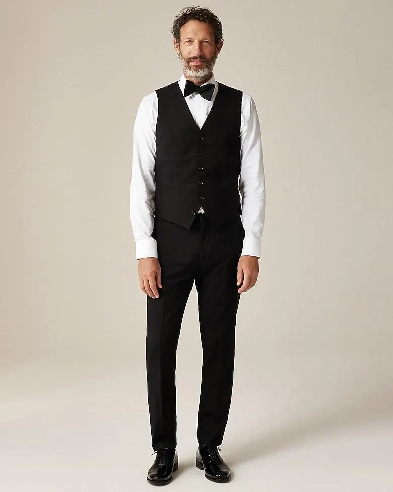 Ludlow Slim-fit tuxedo vest in Italian wool