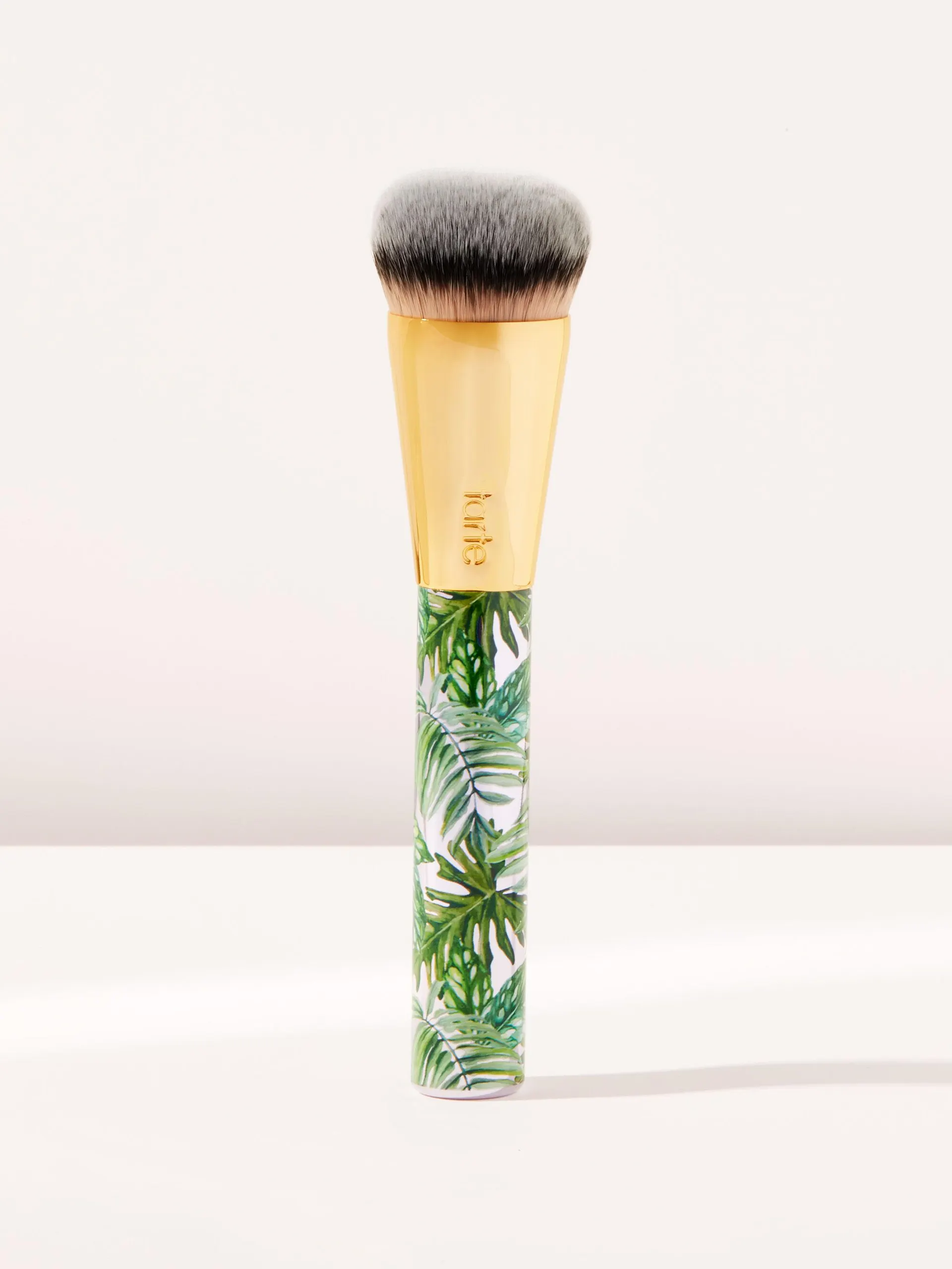 foundcealer™ brush