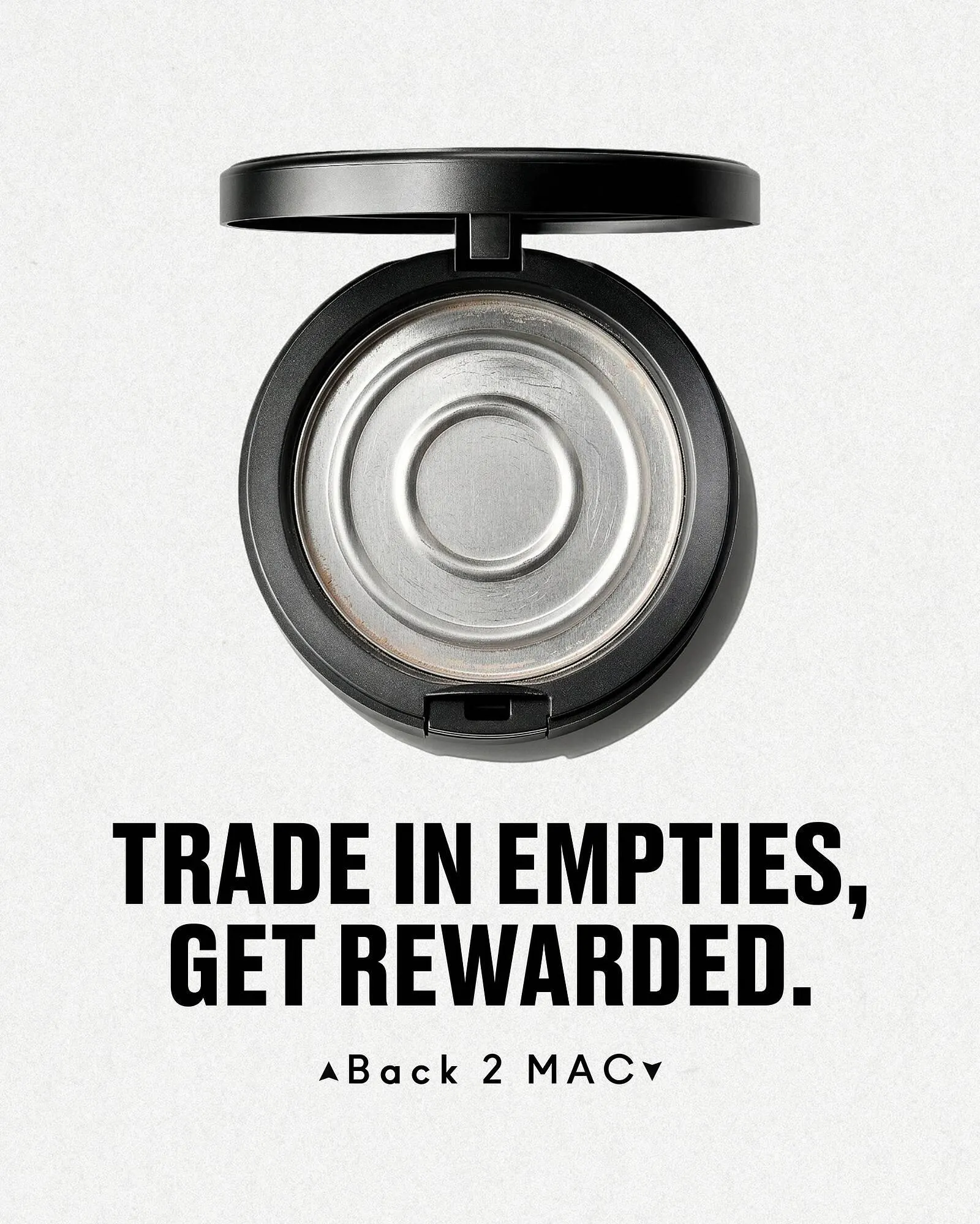 Catálogo MAC Cosmetics - 1