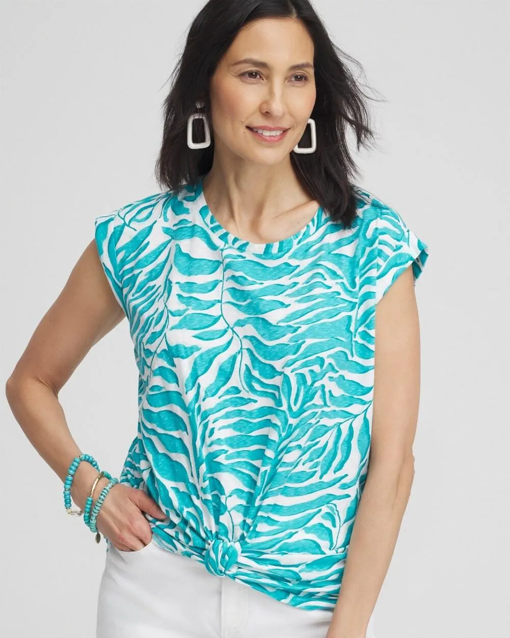 Palm Print Knot Front Tee