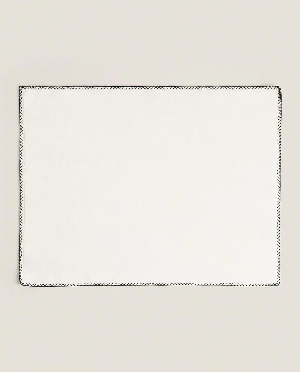 ALFOMBRA BAÑO PESPUNTE CONTRASTE