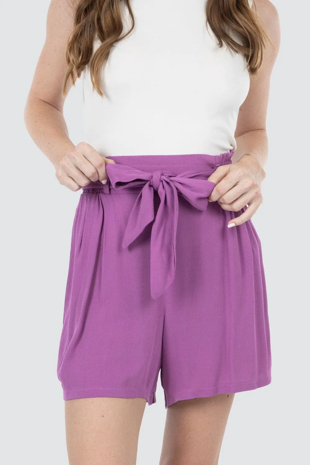 Short casual con resorte