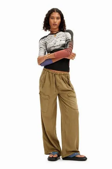 Camiseta cuerpo escrito