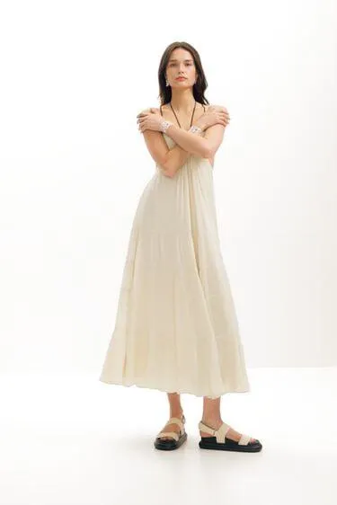 Langes Trägerkleid Cut-out