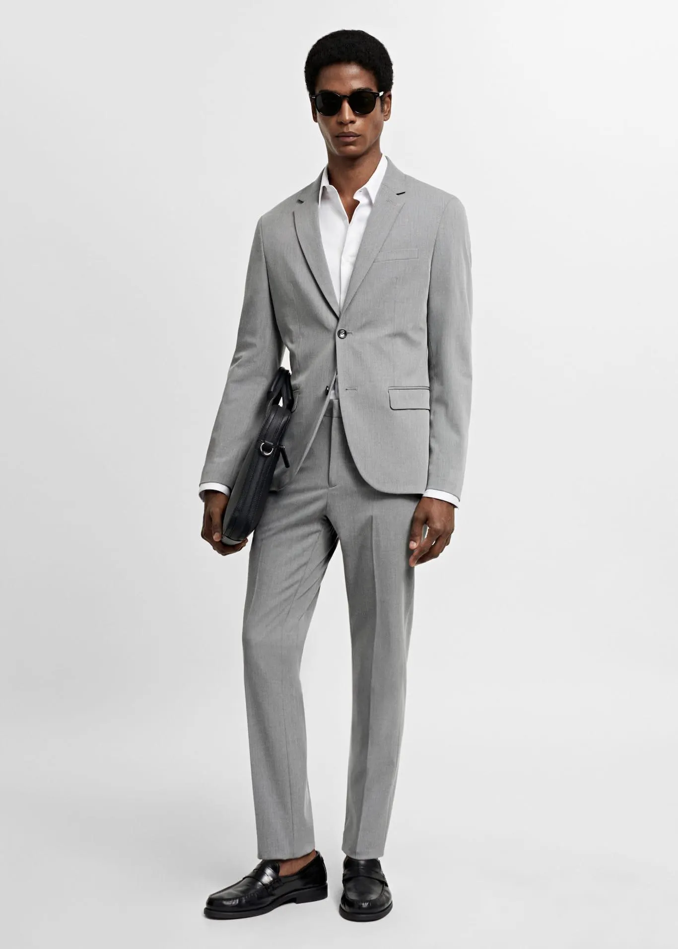 Pantalón traje super slim fit tejido strech