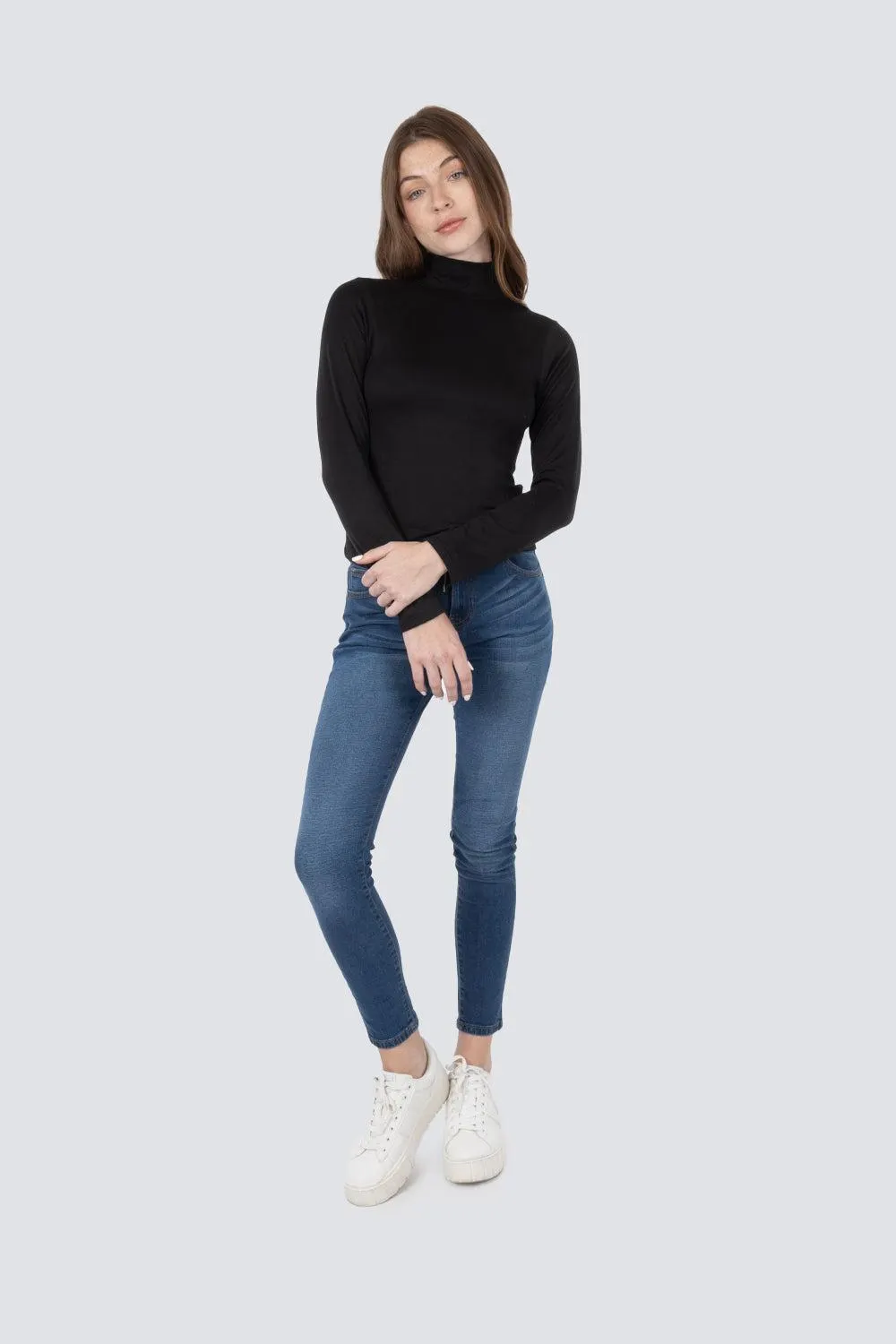 Playera cuello alto manga larga