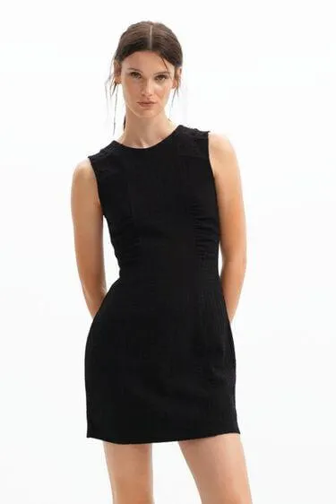 Vestido mini textura