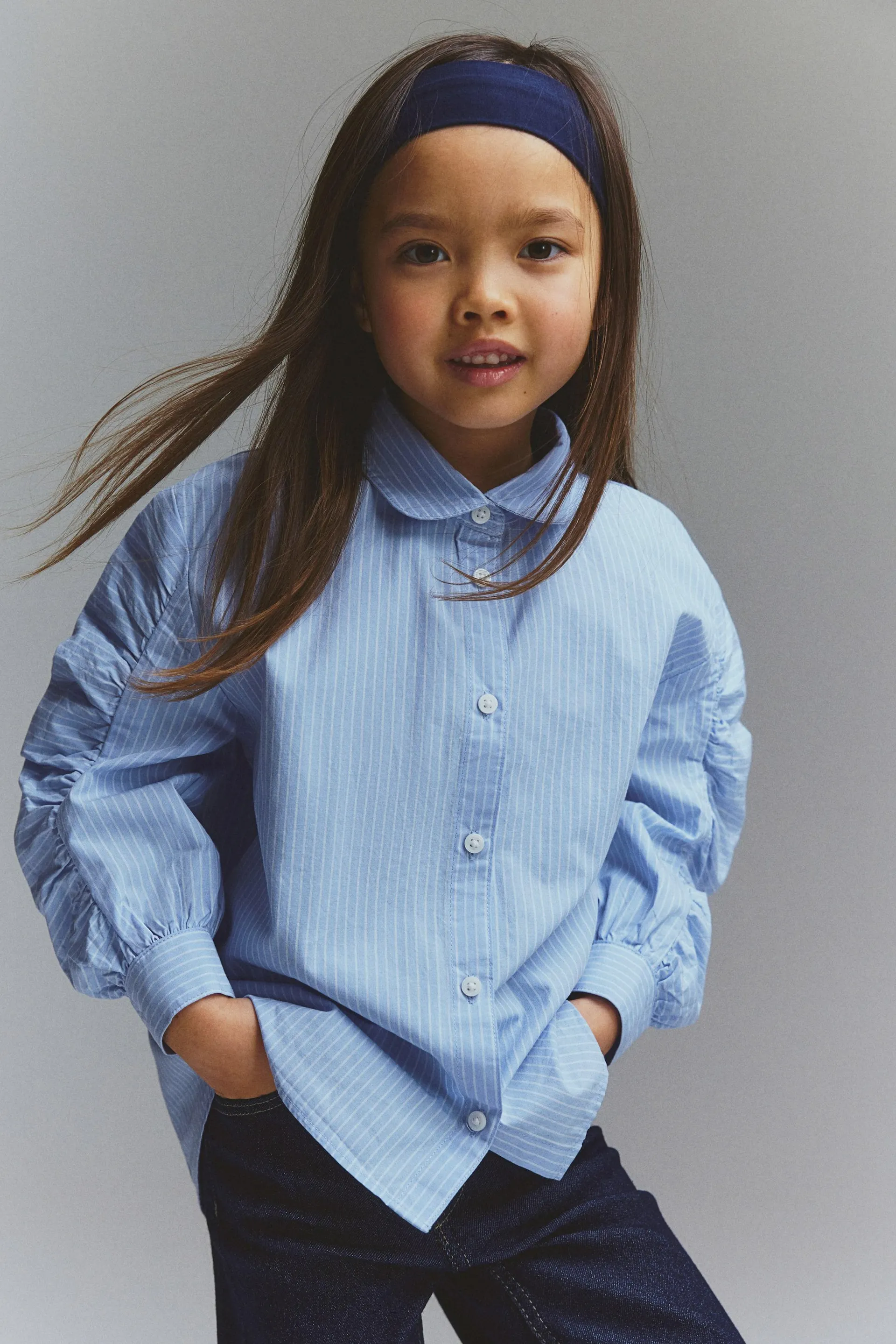 Camisa con mangas globo en algodón