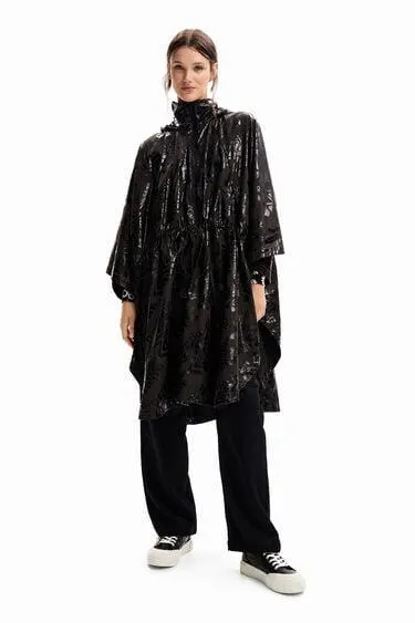 Chubasquero capucha logos