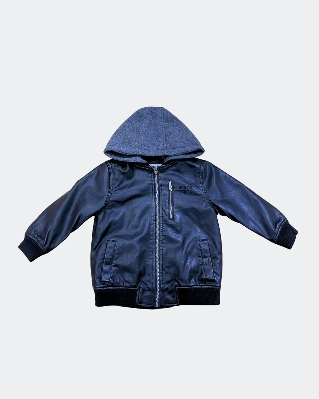 Chamarra de cuero para niño