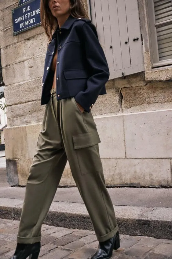 PANTALÓN TIRO ALTO CARGO