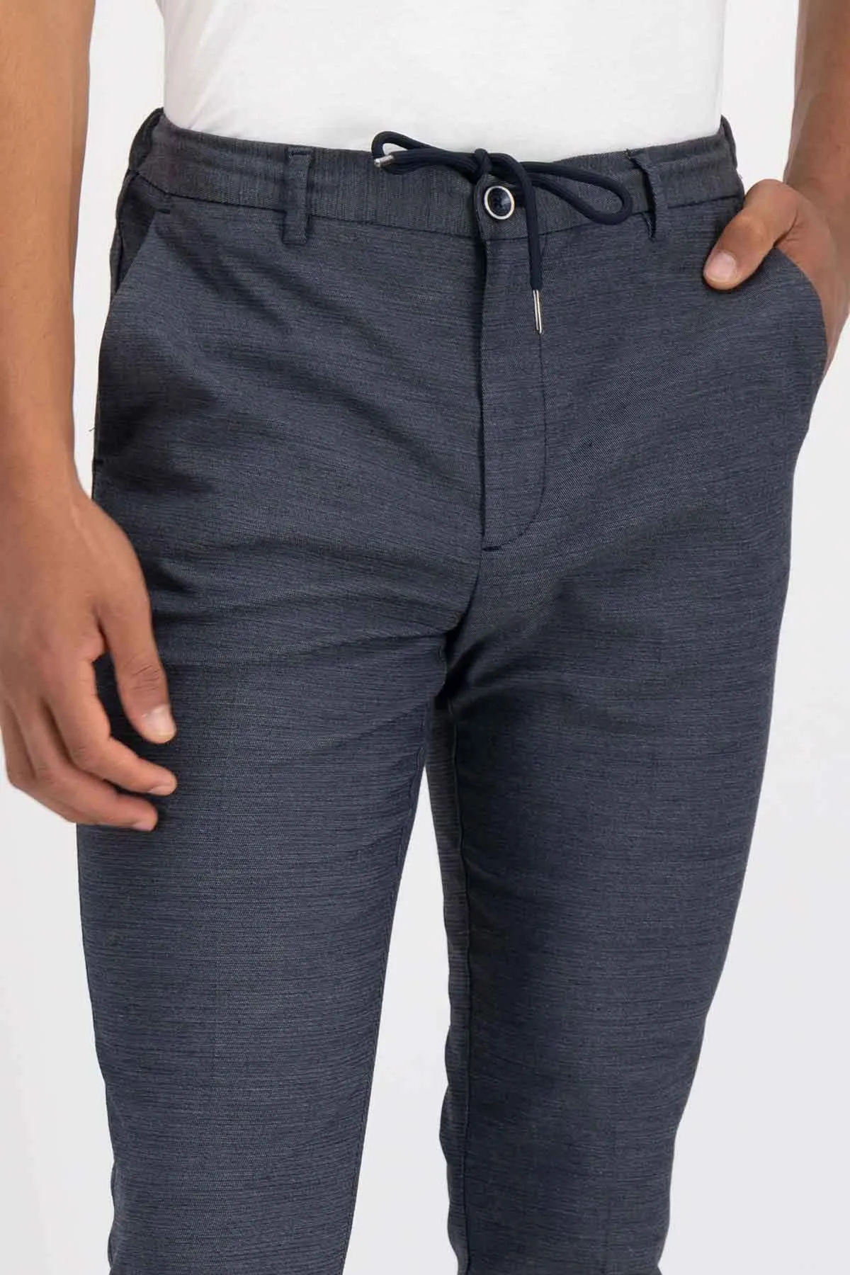 Pantalón Casual Roberts Red Slim Fit