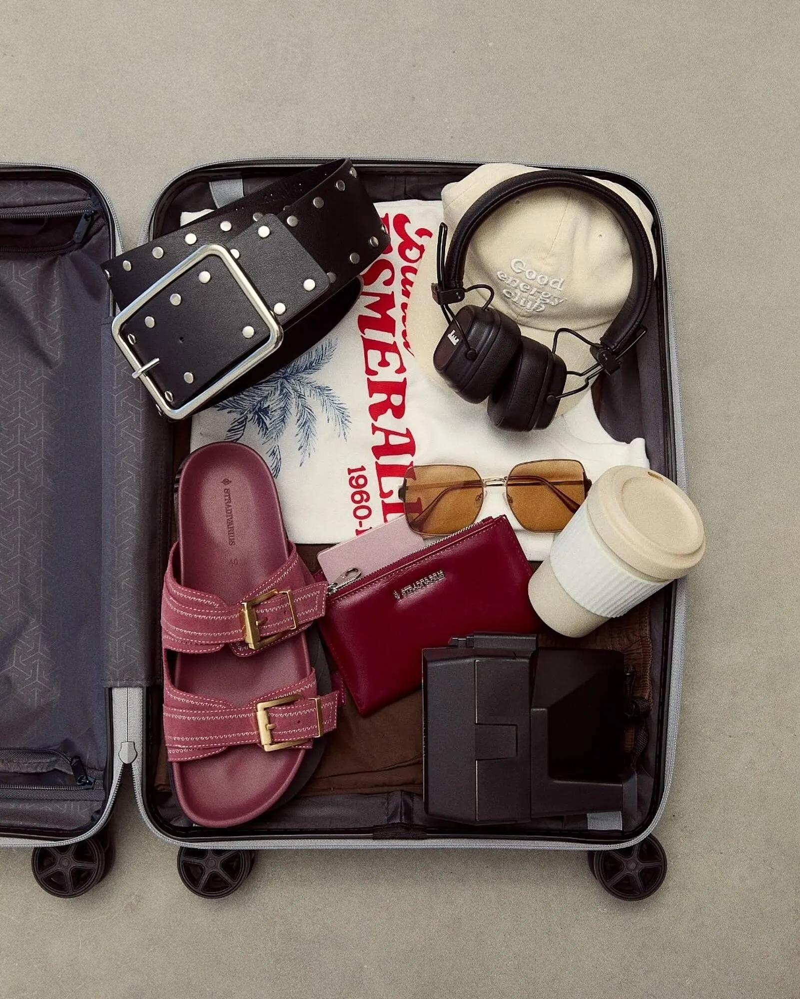 Catálogo de Catálogo Stradivarius 13 de mayo al 30 de mayo 2025 - Pagina 1