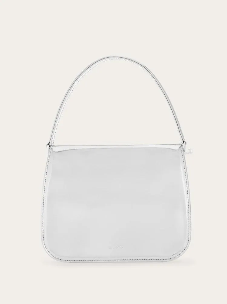 Bolso de mano semirrígido