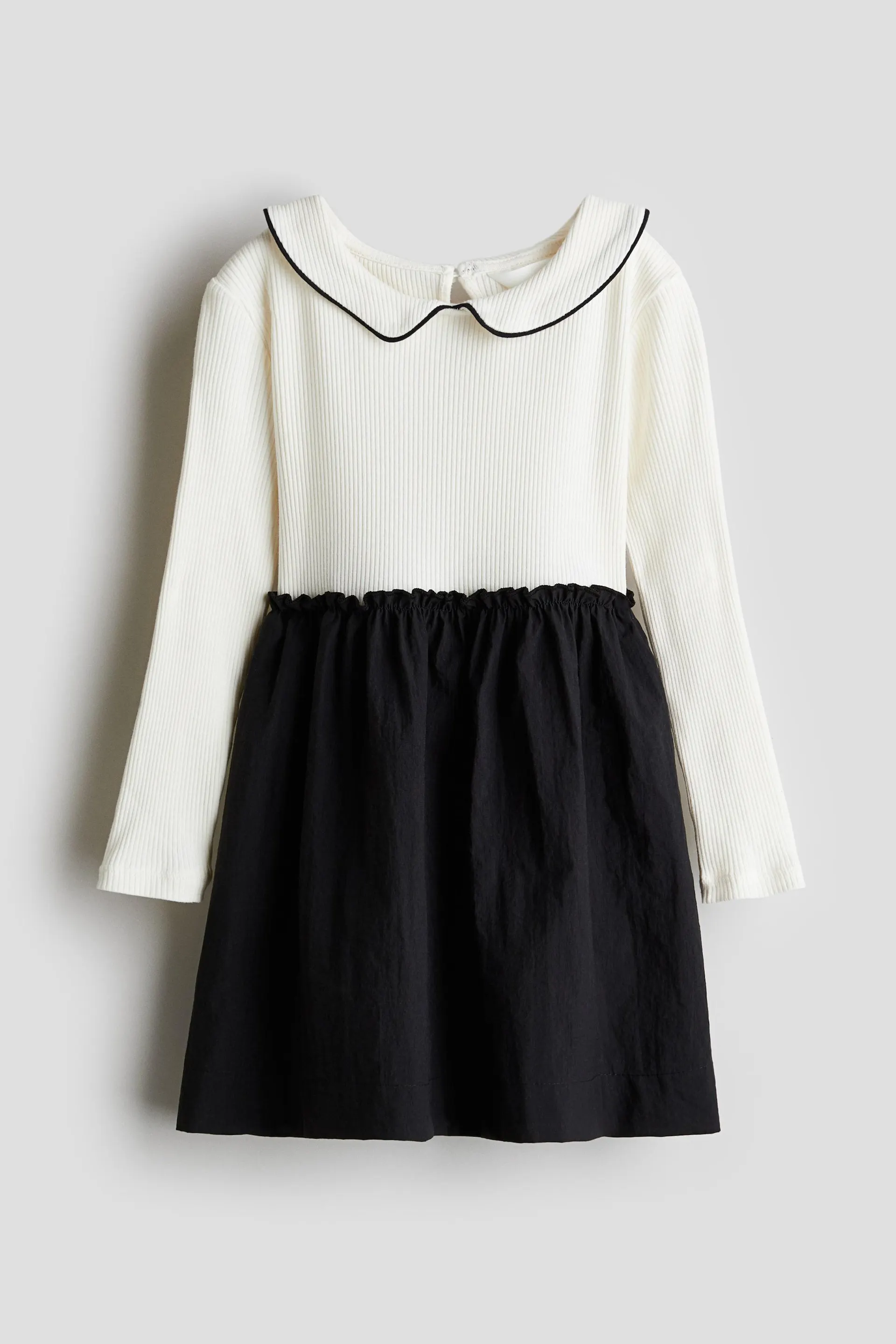 Vestido con bloques de color