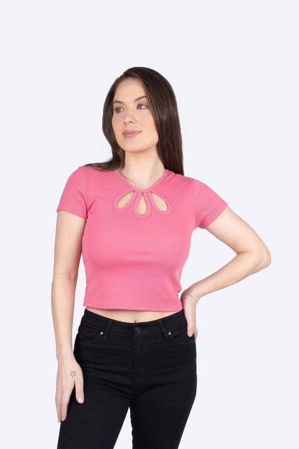 Blusa con aberturas en pecho