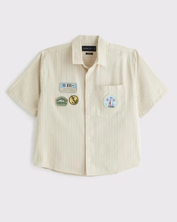 Short Sleeve Cropped Graphic Workwear Button-Up Shirt