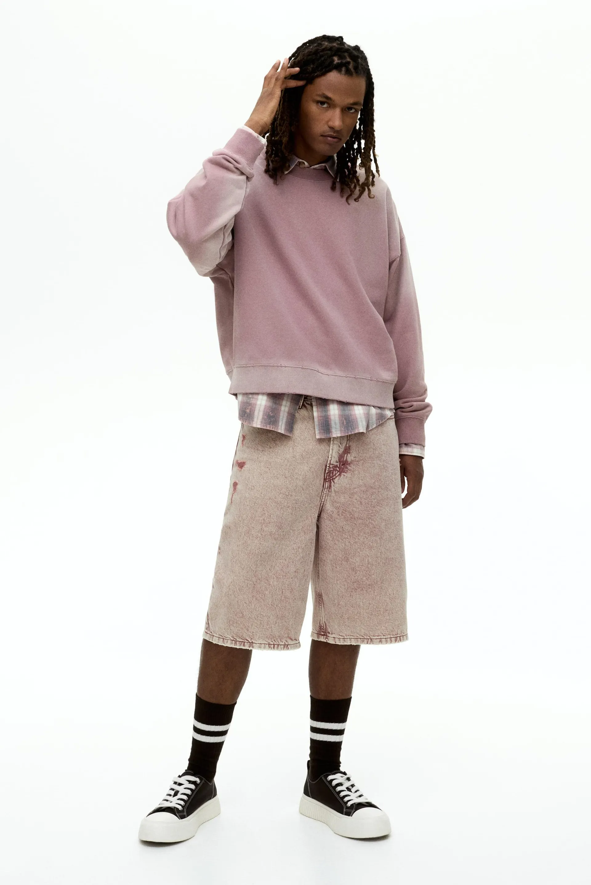 Sudadera Oversized Fit con apariencia deslavada