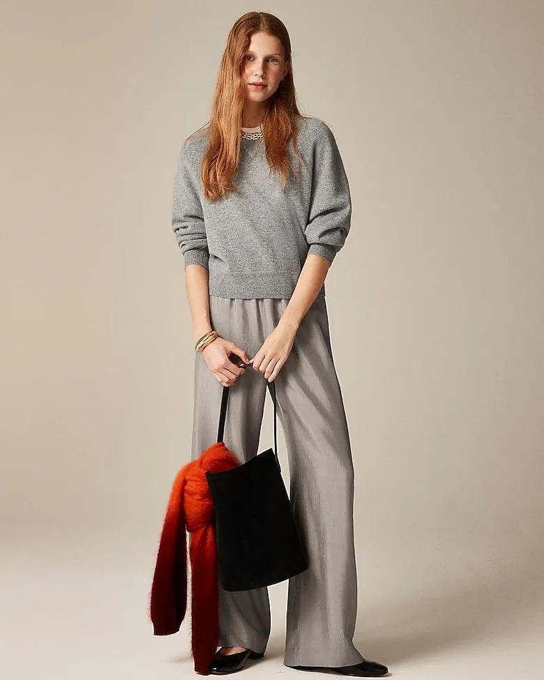 Cashmere crewneck sweatshirt