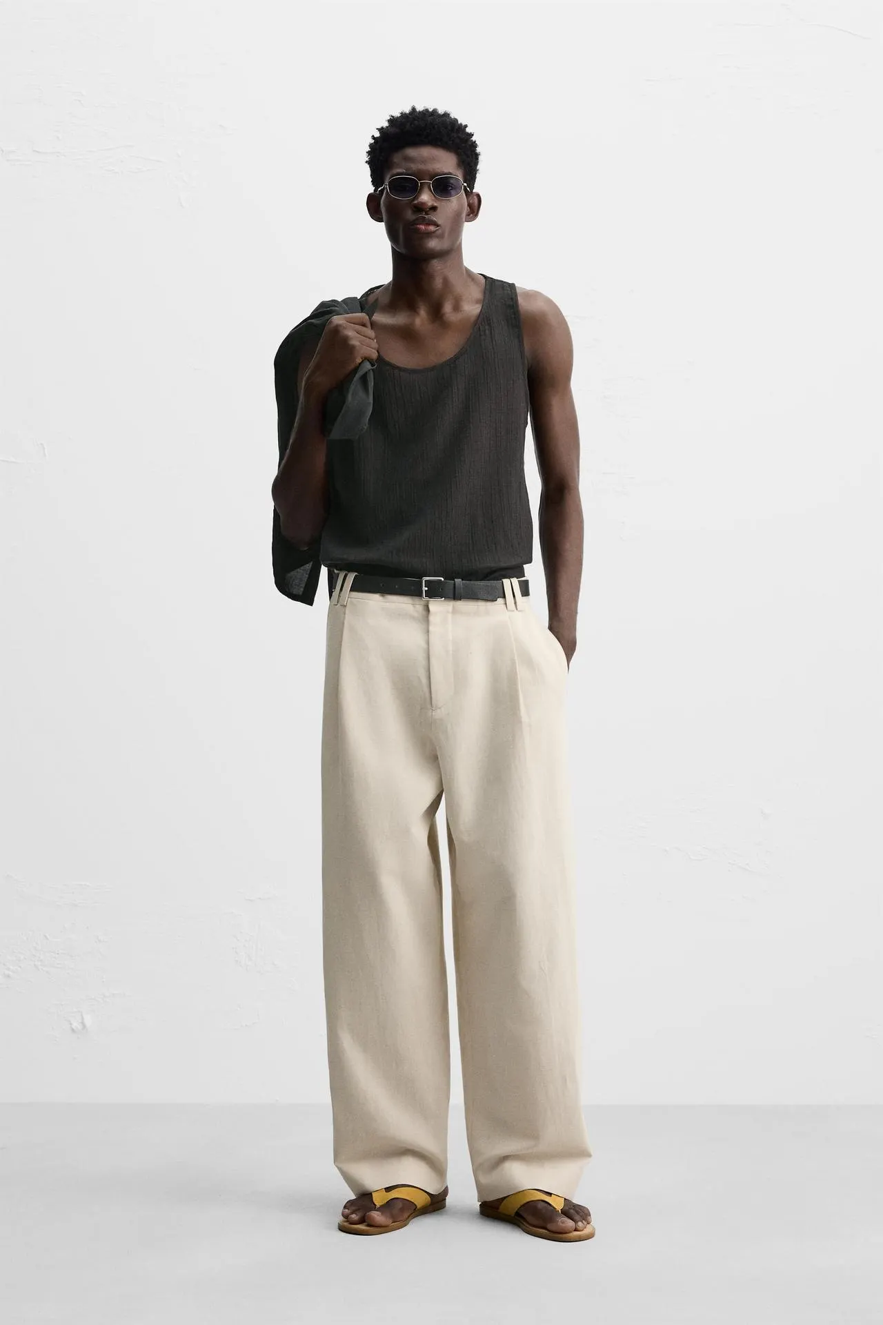 PLAYERA TANK ESTRUCTURA