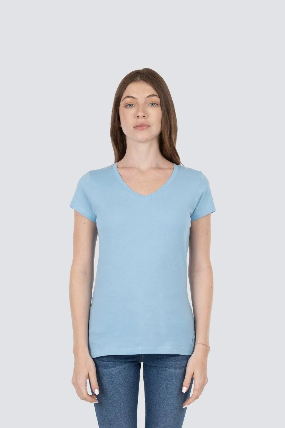 Playera básica cuello v