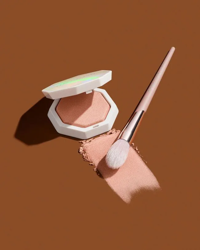 Demi'glow Light-Diffusing Highlighter + Brush Bundle